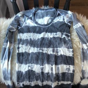 Lululemon long sleeve shirt